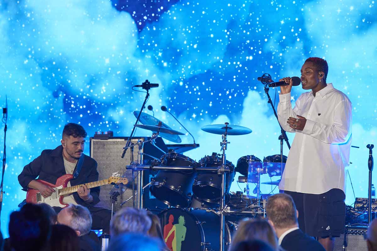 Arlo Parks performing at UNICEF's Blue Moon Gala celebrations